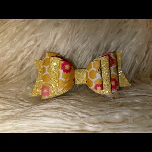 Cute Glittery 1in Honey Bee Hair Bow
